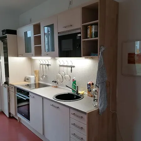 Exklusive In Architekten Villa, Naehe Theater Apartment